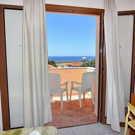 Coral Sun Vila Pegeia